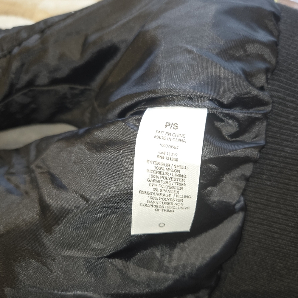 Garage Mini Puff Vest - Black Cropped Puffer Vest - Size P/S Minimalist - Picture 8 of 10